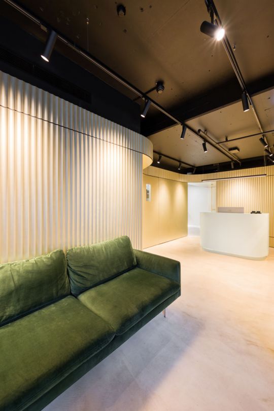 AboutSmiles_0106_AuroraHDR2019-edit-Edit.jpg